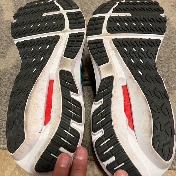 Mizuno Wave inspire 18 men’s size 11 - Picture 3 of 4